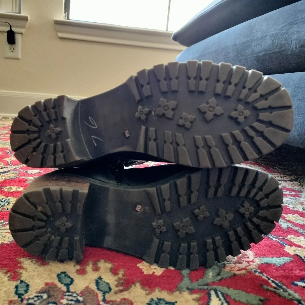 Coach And Four Womens Boots